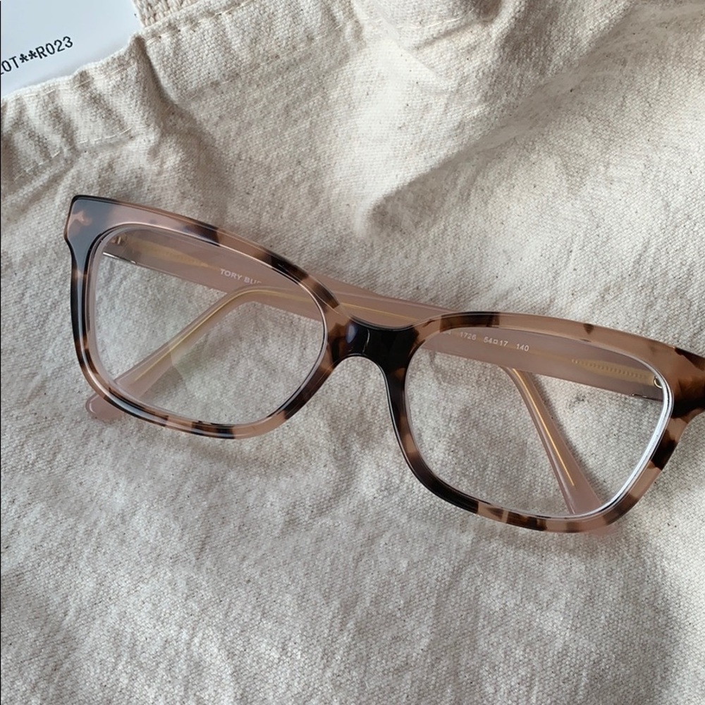 Meet your Posher, Rachelle